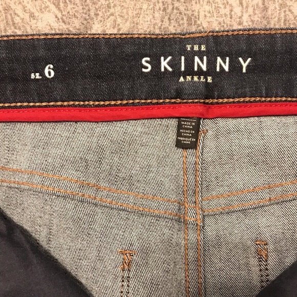 WHBM skinny high waisted dark wash - Picture 3 of 15